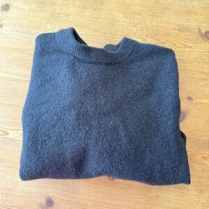 And Other Stories Wool Classic Black Crewneck Sweater for Women